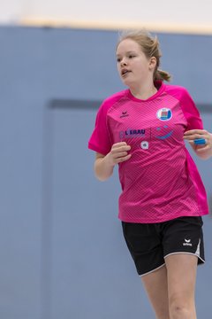 Bild 435 - B-Juniorinnen 2 Loewinnen Cup